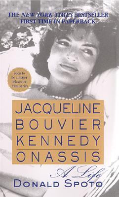 Jacqueline Bouvier Kennedy Onassis : a life