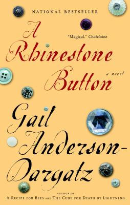 A rhinestone button : a novel