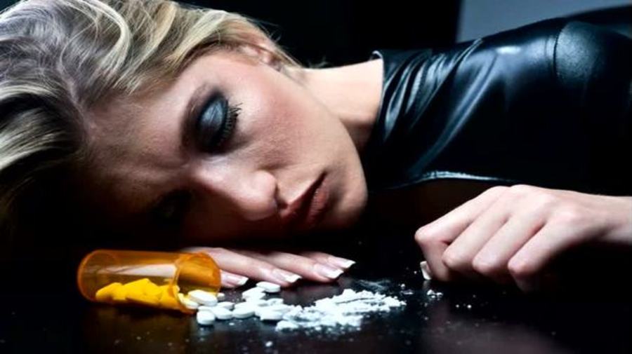 Drug Addiction : Addicted Teens