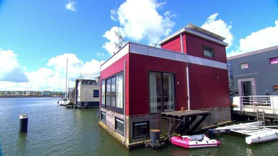 Floating Houses—Nina & the Neurons : Get Building