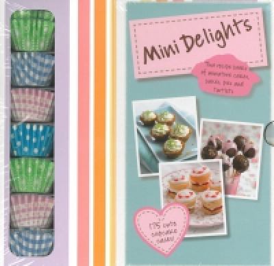 Mini cakes : gorgeous little cakes, bakes and cake pops