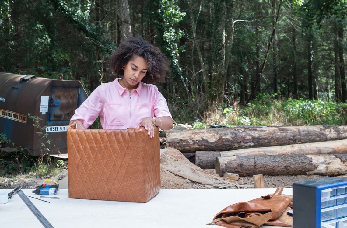 Display Cabinet, Jewellery Box and Barber Stool: Kings of the Wood, Season One, Ep. 7.