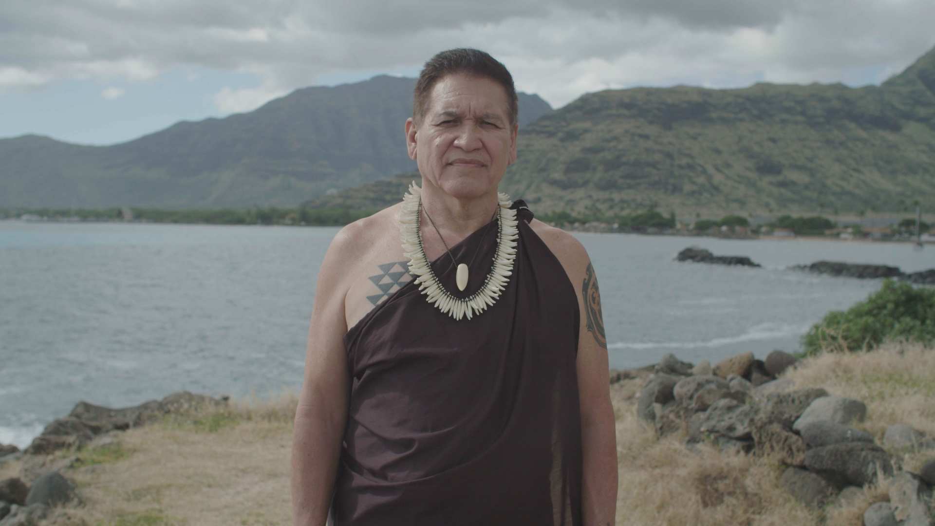 Hawaii: Skindigenous Series, Season 1.