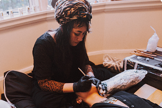 New Zealand - Karanga Ink, Maori Tattooing: Skindigenous Series, Season 2.