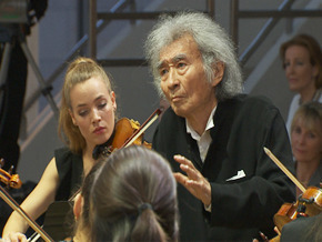 Seiji Ozawa - The Living Spirit of Music.