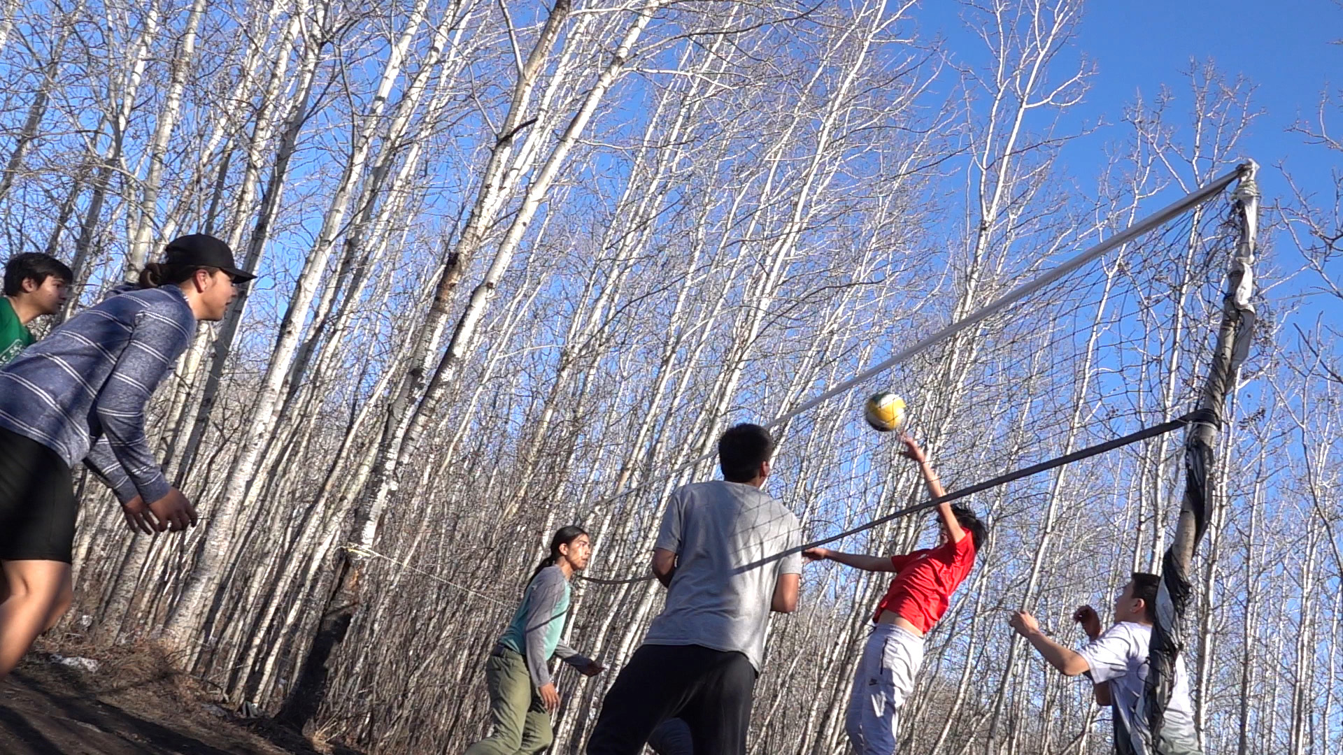 Volleyball (Ep 5): ᑕᑯᓐᓇᕋᑦᓴᖅ.