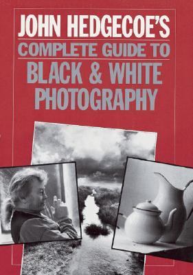 John Hedgecoe's complete guide to black & white photography and darkroom techniques.