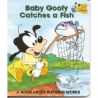 Baby Goofy catches a fish