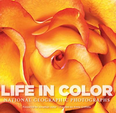 Life in color : National Geographic photographs